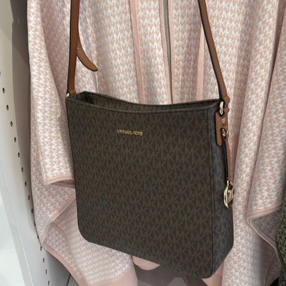 Michael Kors Jet Set Travel Large Messenger Crossbody Bag Brown - Picture 16 of 16